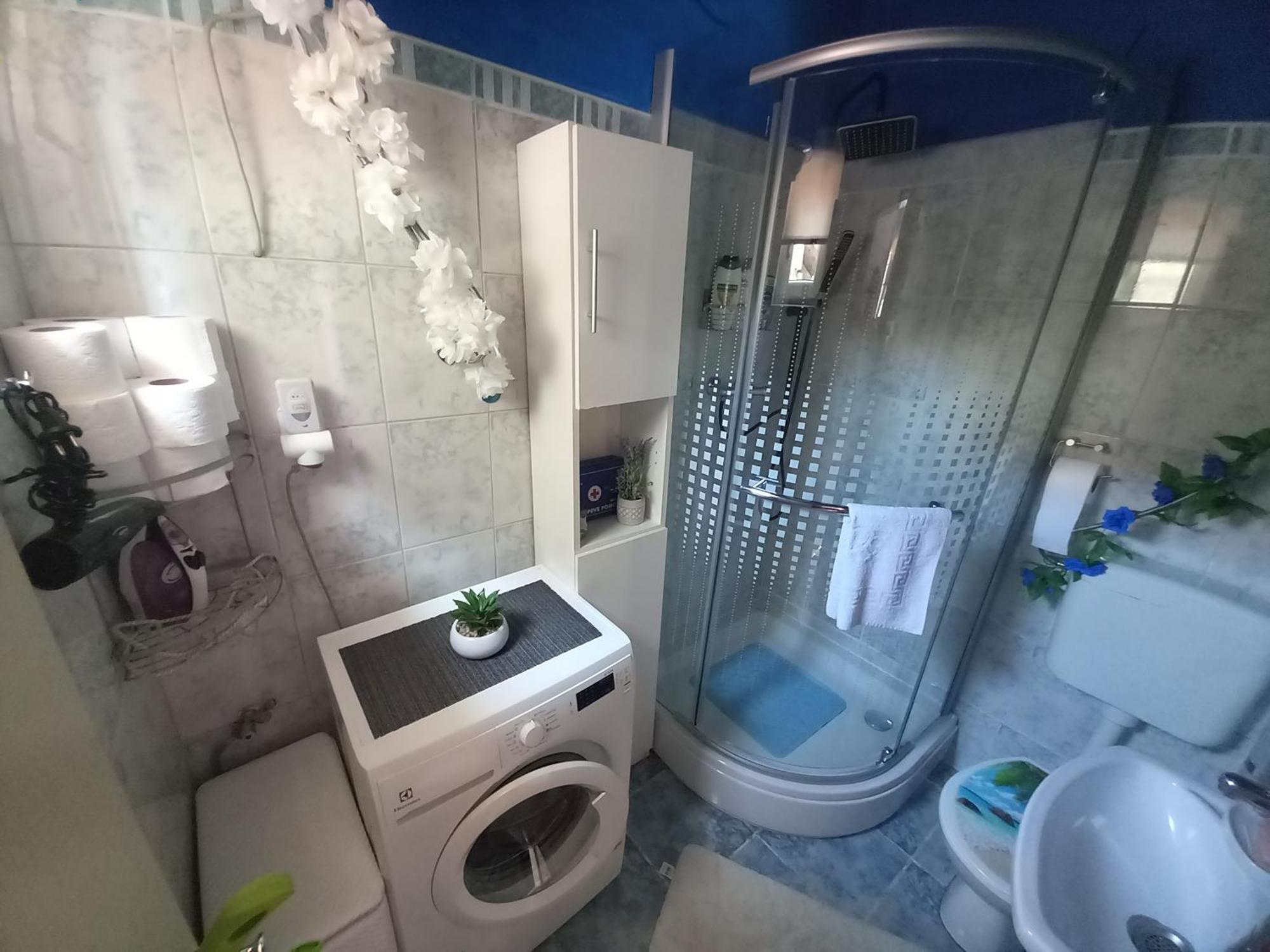 S-Type Apartment In The Center Сплит Екстериор снимка